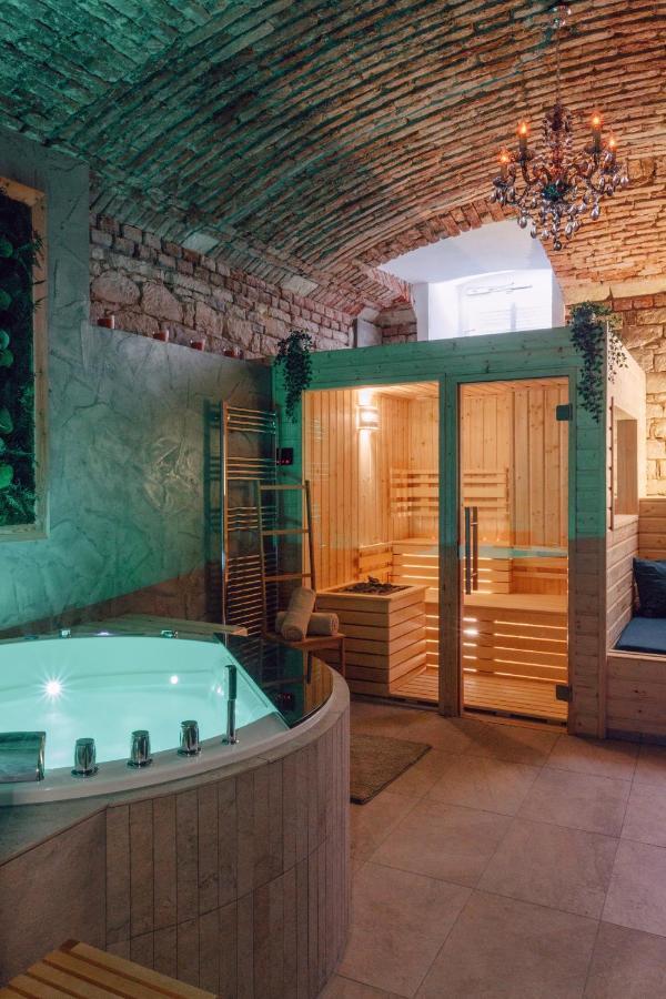 Sauna Central 布拉格 外观 照片